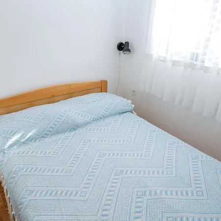 Maddalena Appartement Veli Rat