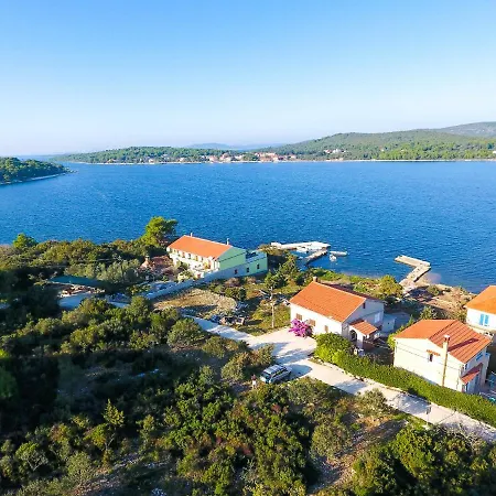 Maddalena Appartement Veli Rat